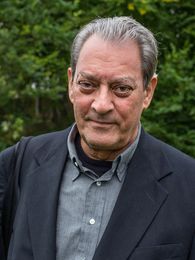 Poträttbild av Paul Auster