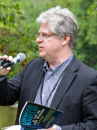 Poträttbild av Linwood Barclay