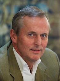 Porträttbild av John Grisham