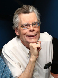 Porträttbild av Stephen King